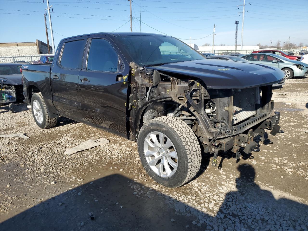 2019 Chevrolet Silverado - Image 4
