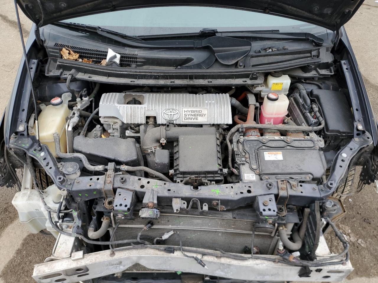 2015 Toyota Prius - Image 11