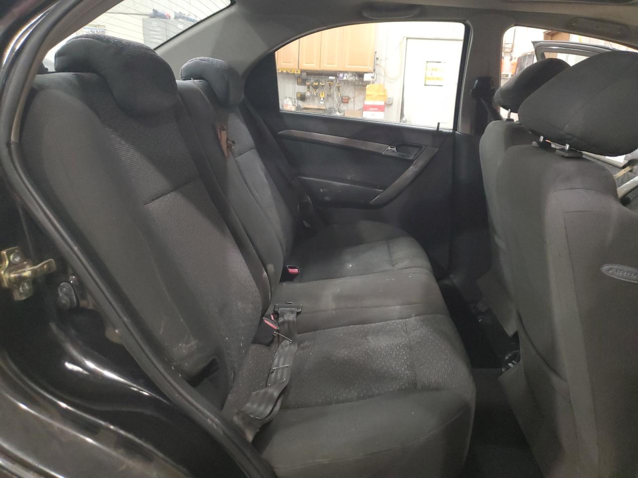 2007 Chevrolet Aveo - Image 10