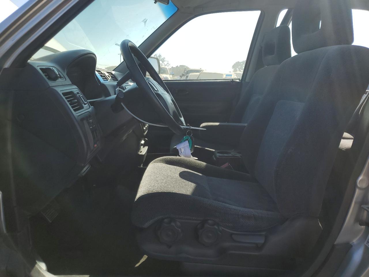 2000 Honda Cr-V Lx VIN: JHLRD2848YC013378 Lot: 88368155