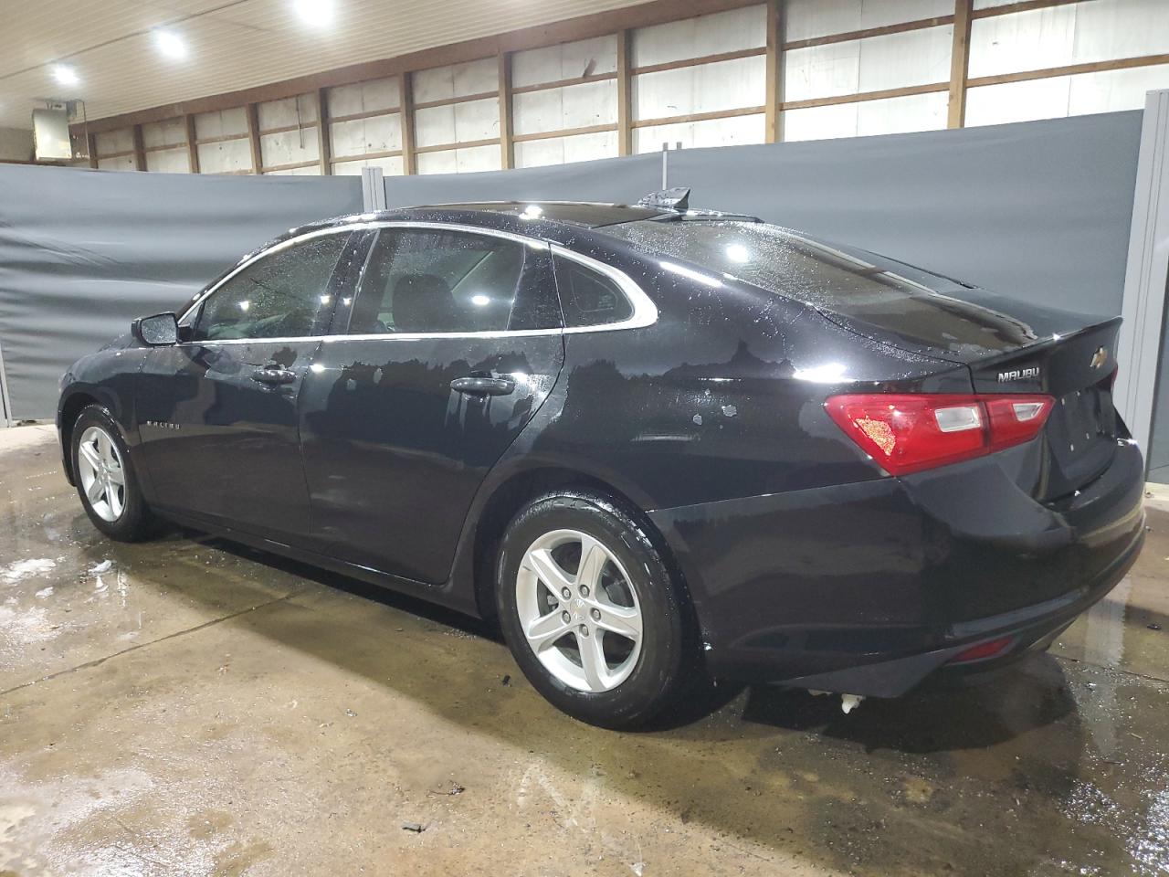 2020 Chevrolet Malibu - Image 2