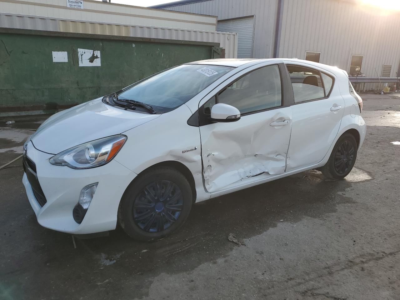 2015 Toyota Prius - Image 1