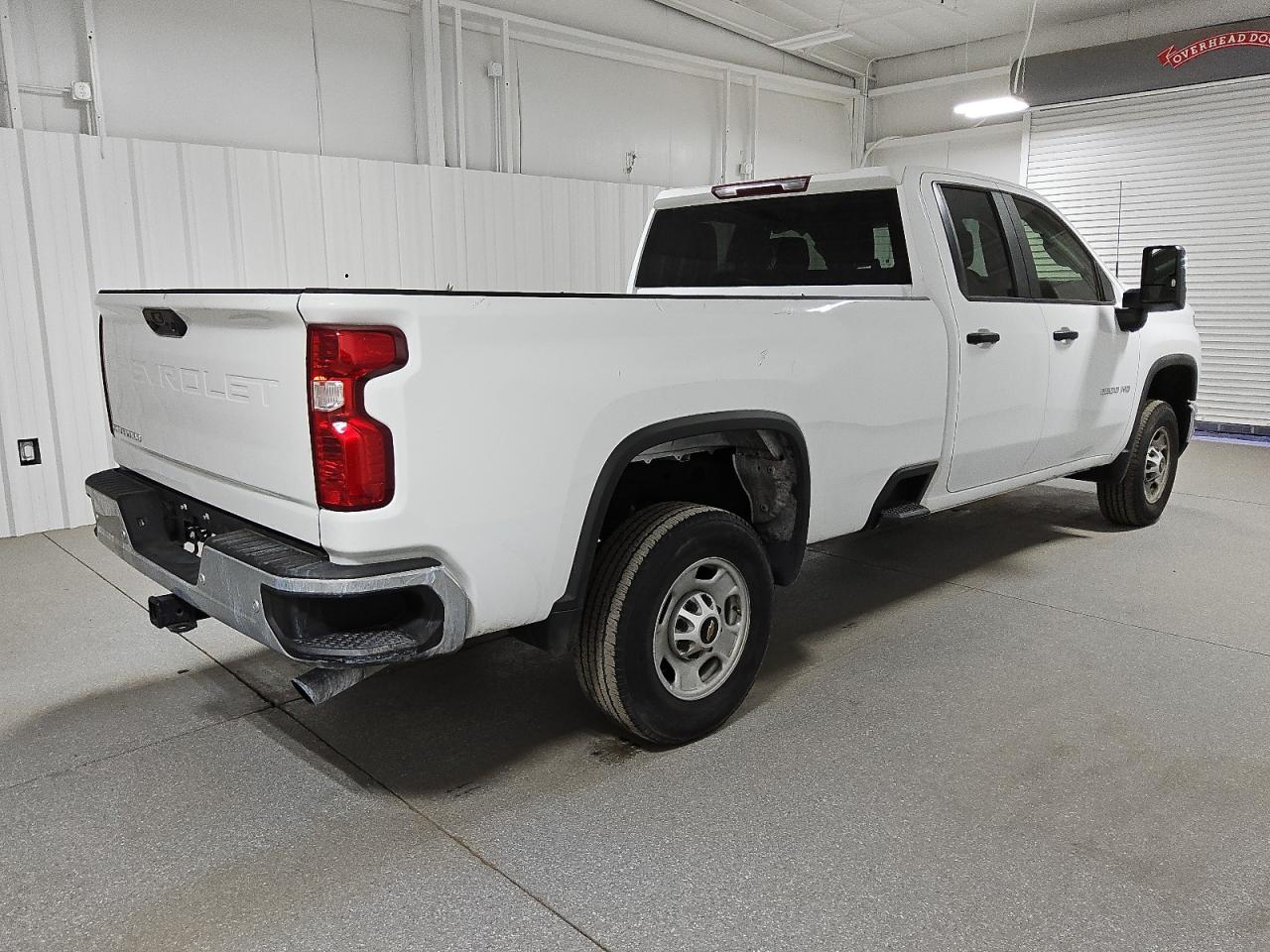 2024 Chevrolet Silverado - Image 3