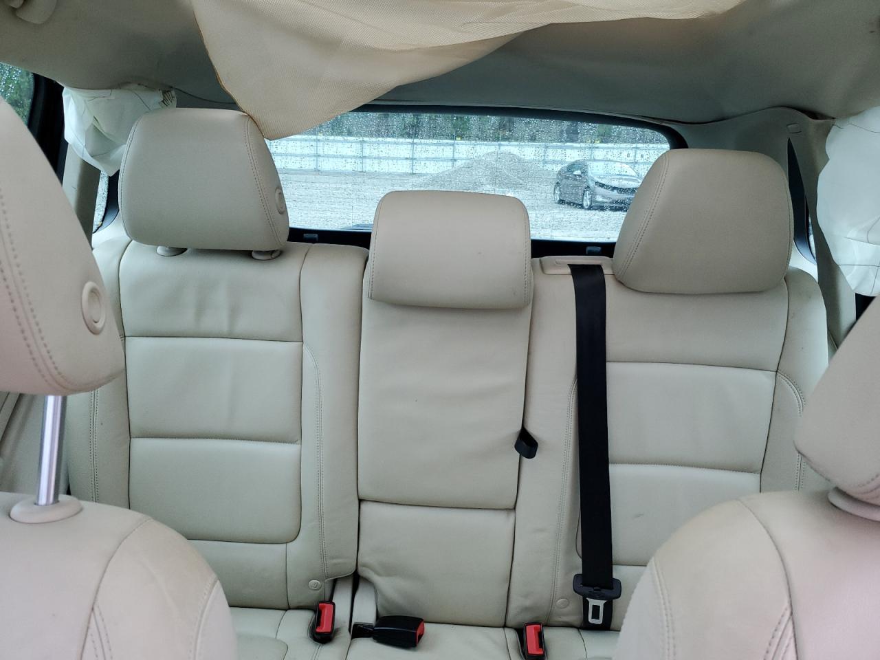 2016 Volkswagen Tiguan - Image 10