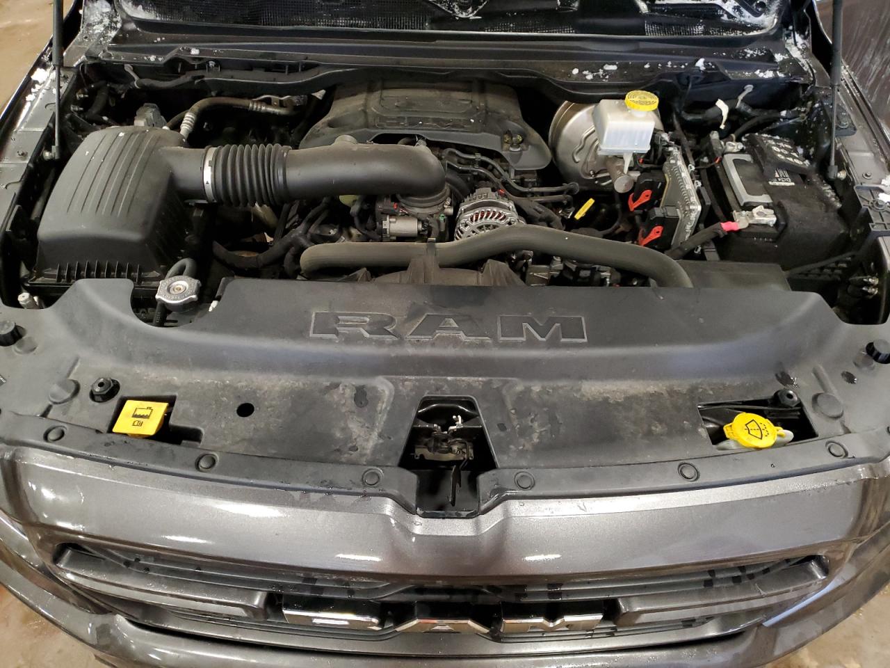 2021 RAM 1500 - Image 12