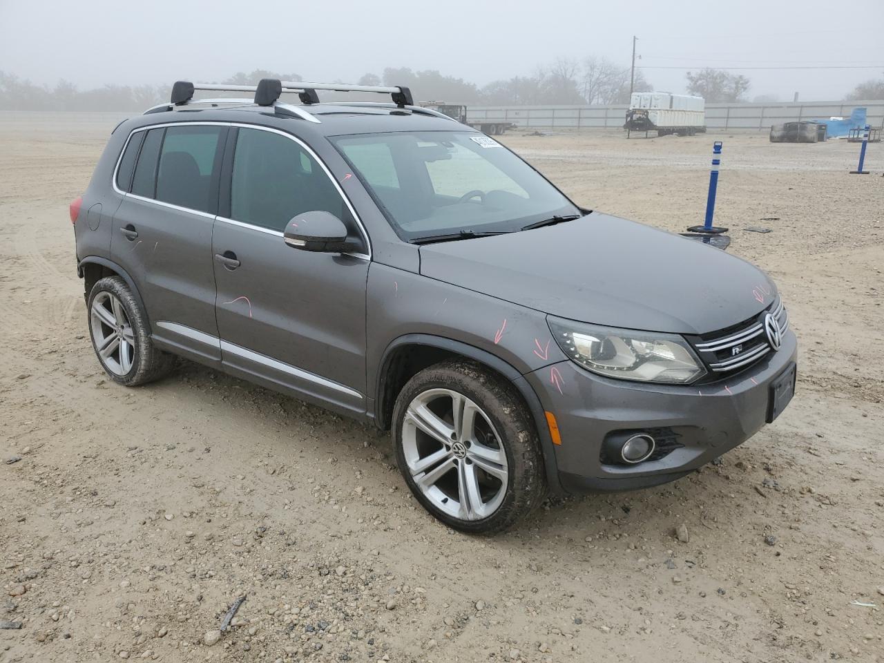 2015 Volkswagen Tiguan - Image 4