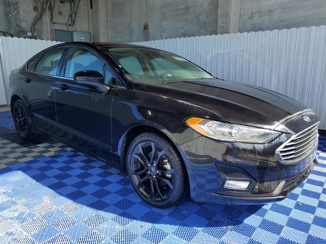 2020 Ford Fusion - Image 4