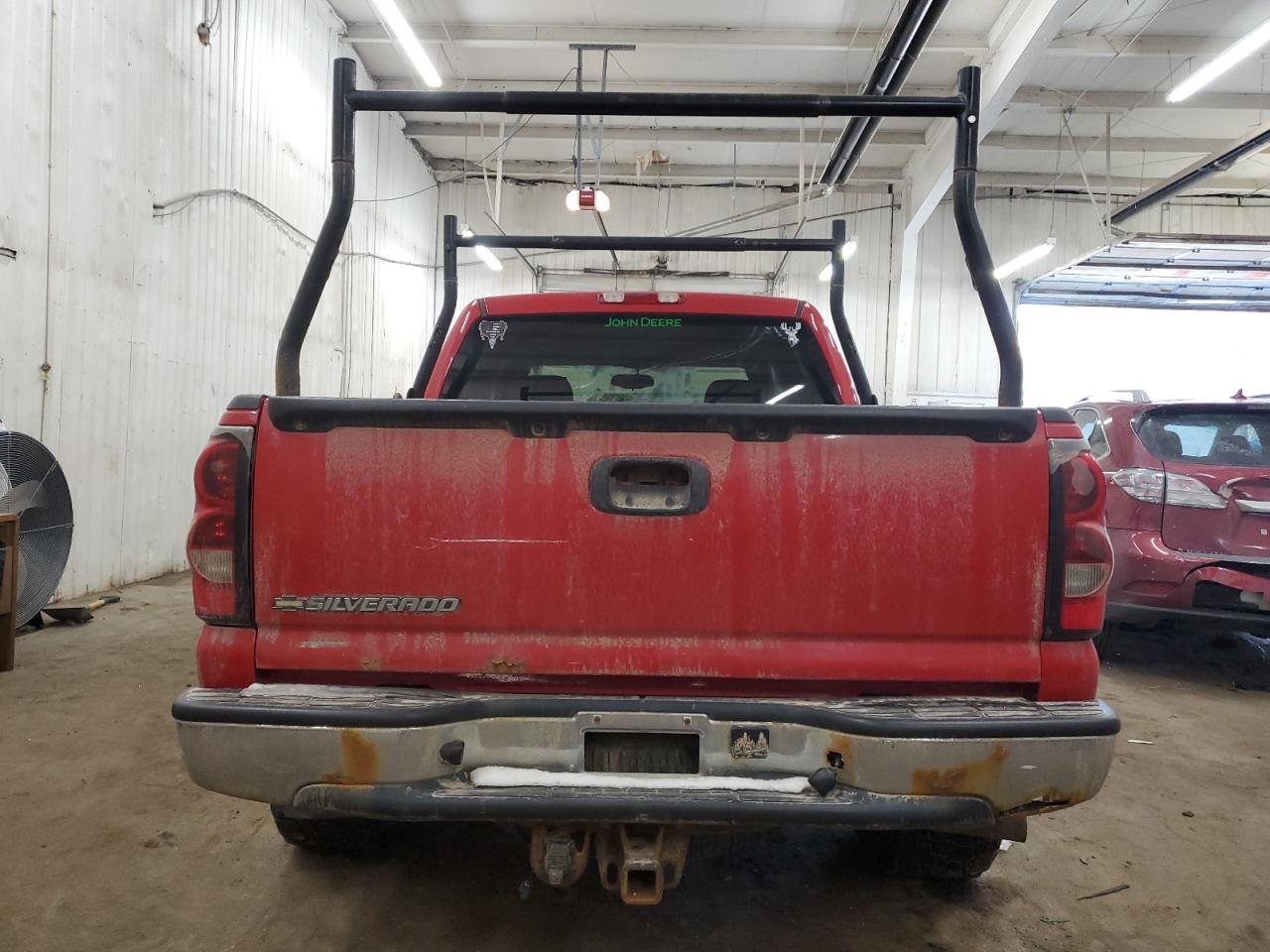 2007 Chevrolet Silverado - Image 6