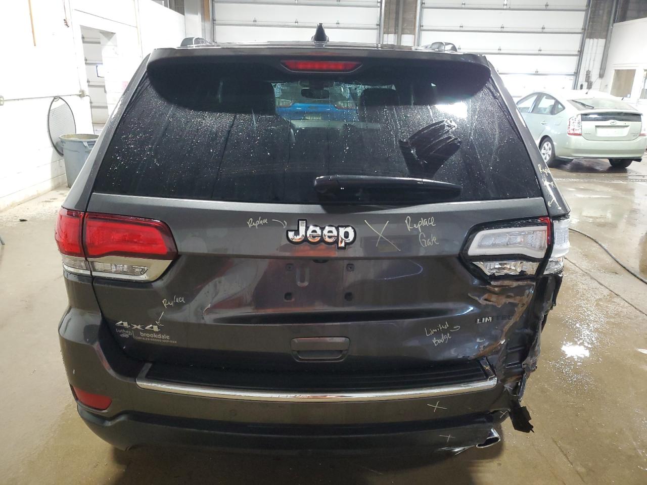 2020 Jeep Grand Cherokee - Image 6