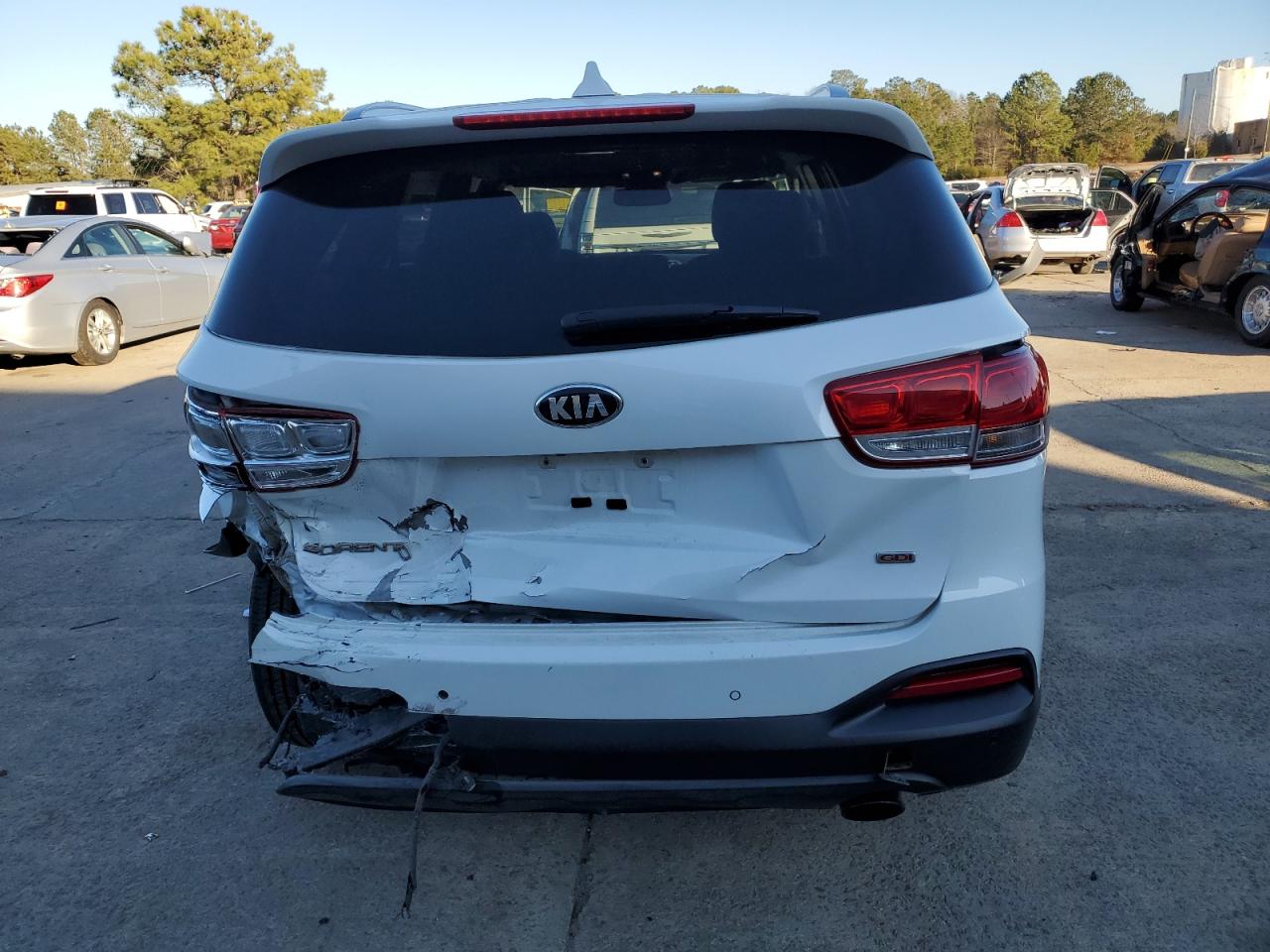 2017 Kia Sorento - Image 6