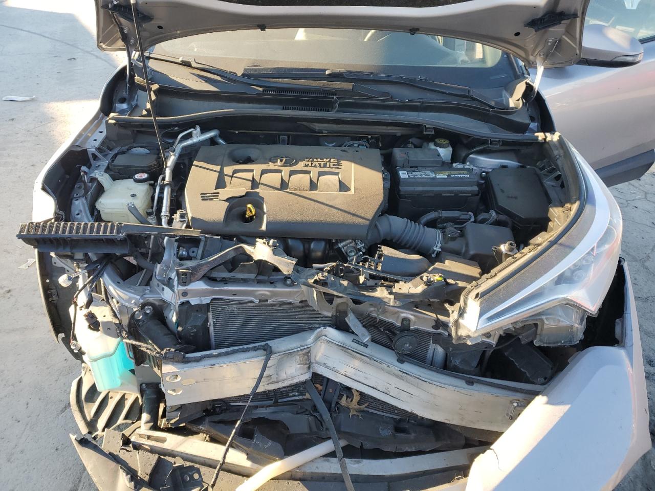 2019 Toyota C-HR - Image 11