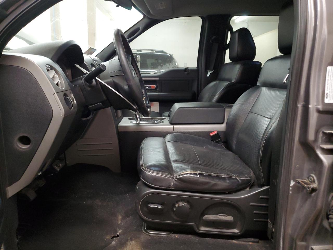 2004 Ford F-150 - Image 7
