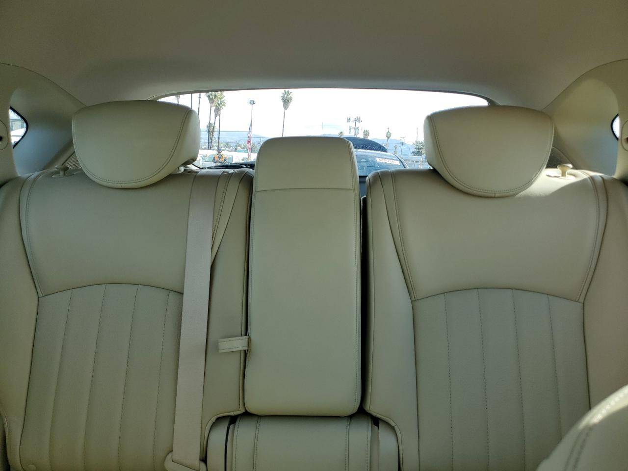 2017 Infiniti QX50 - Image 10