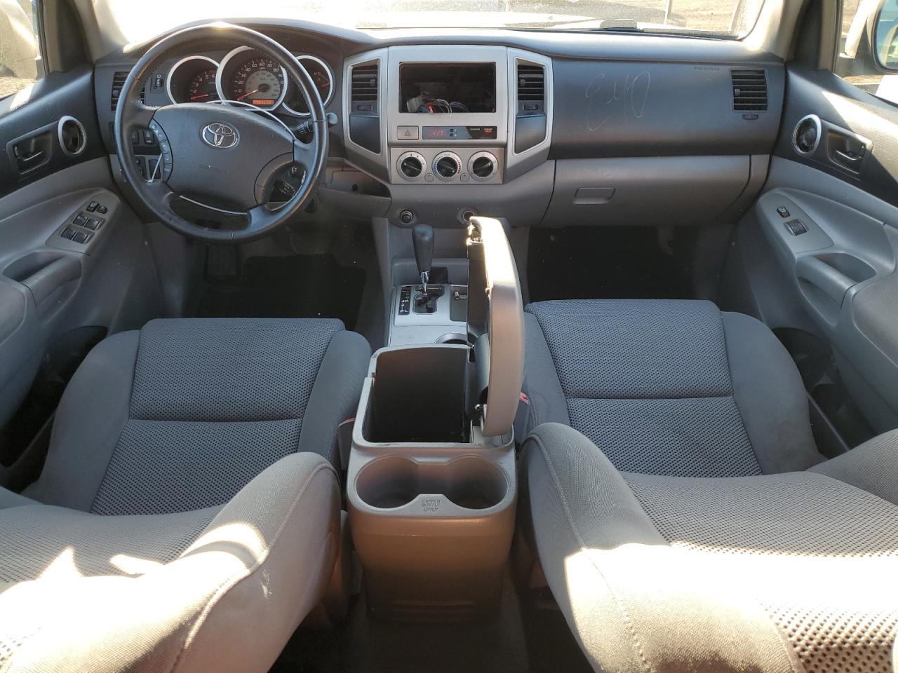 2007 Toyota Tacoma - Image 8