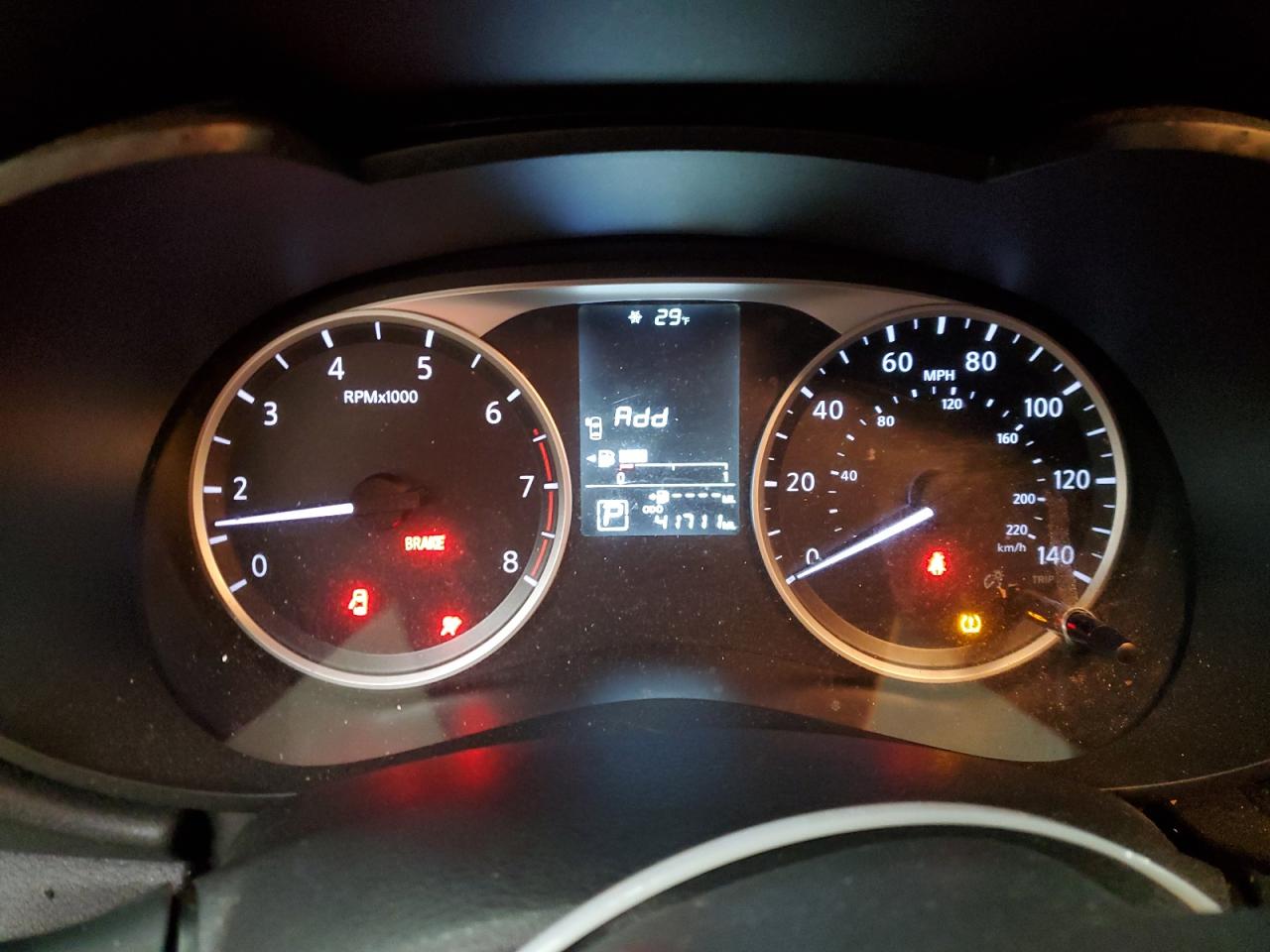 2021 Nissan Versa - Image 9