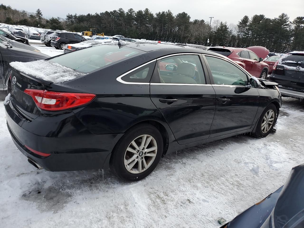 2015 Hyundai Sonata - Image 3