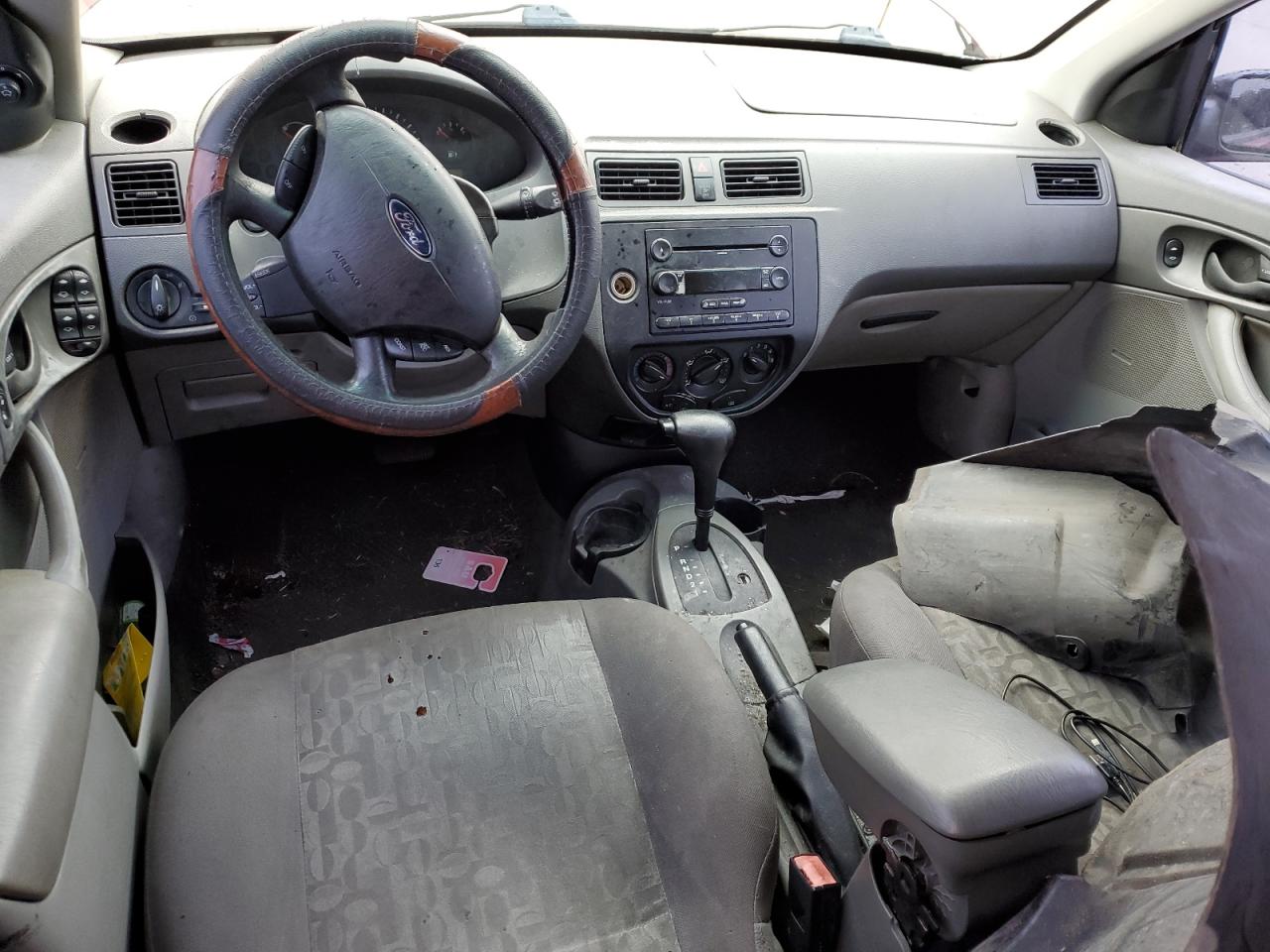 2005 Ford Focus - Image 8