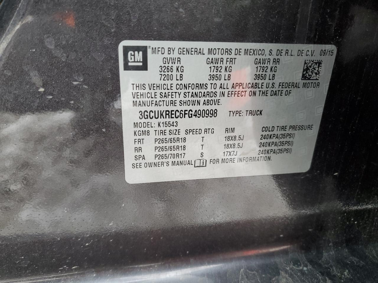 2015 Chevrolet Silverado - Image 12