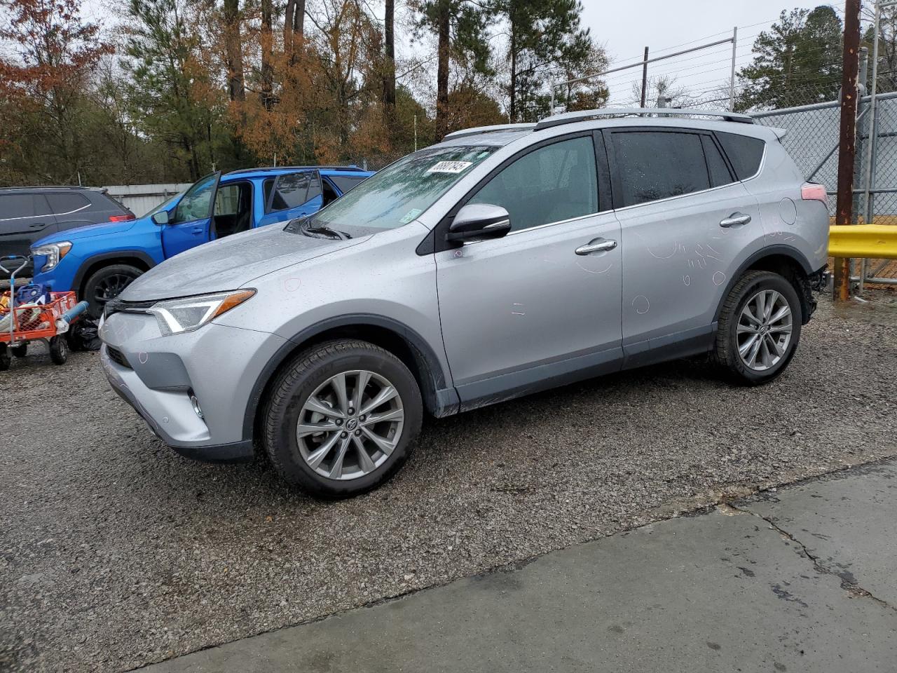 2017 Toyota RAV 4 - Image 1