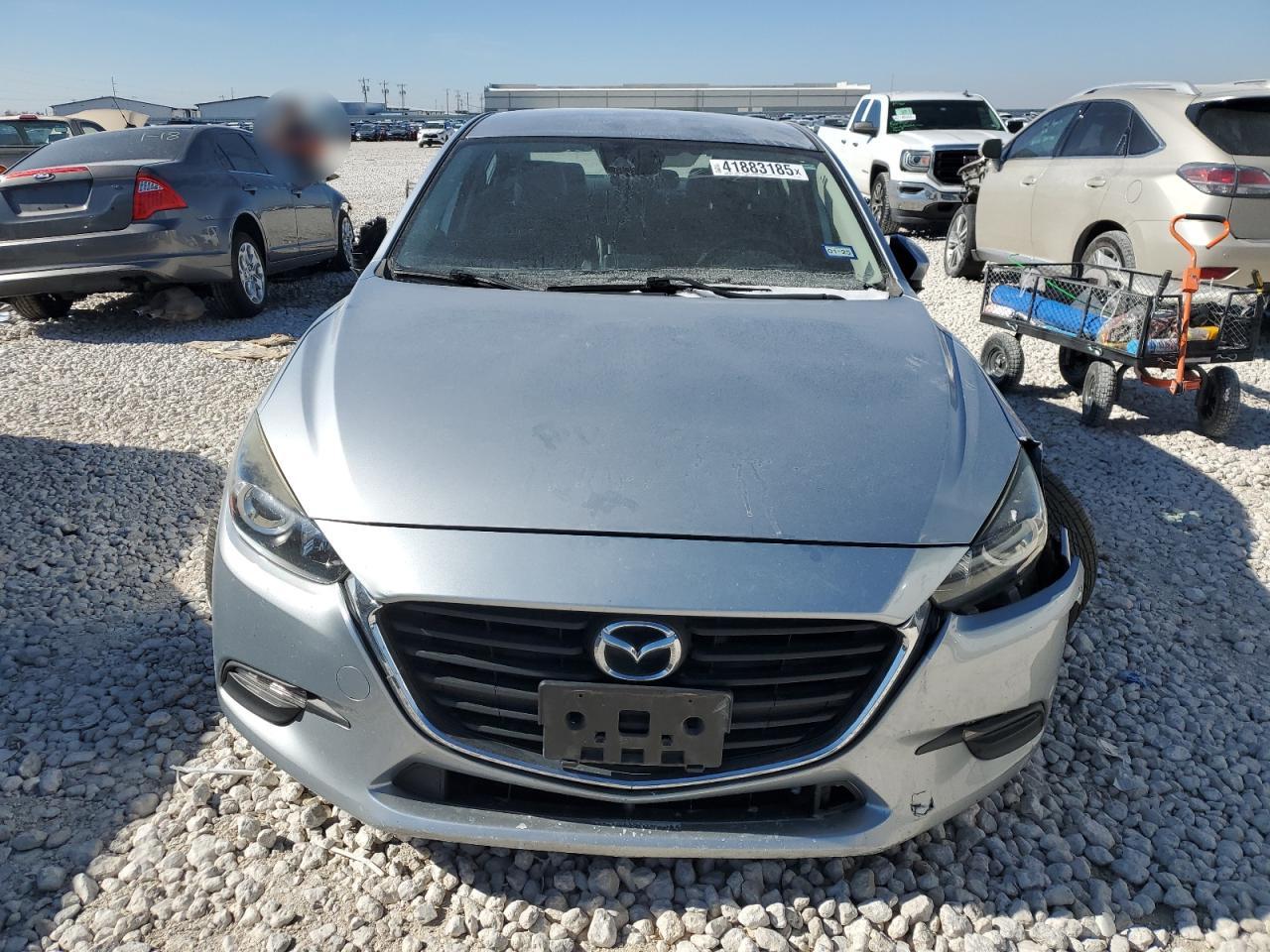 2018 Mazda 3 - Image 5