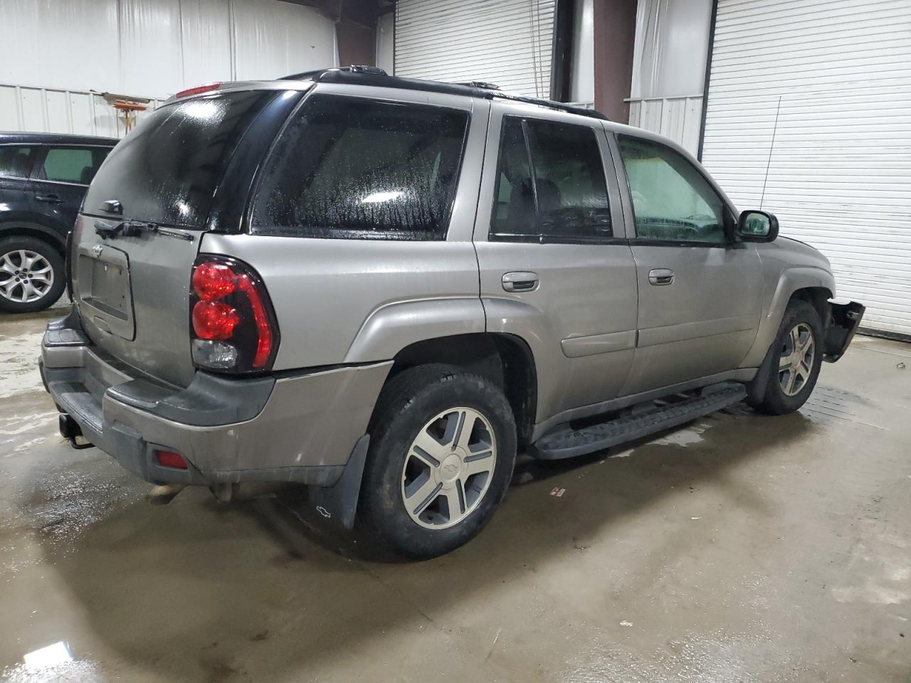 2005 Chevrolet TrailBlazer - Image 3