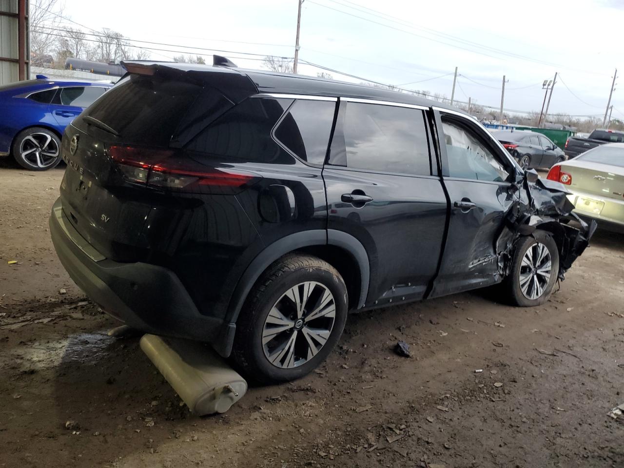 2021 Nissan Rogue - Image 3