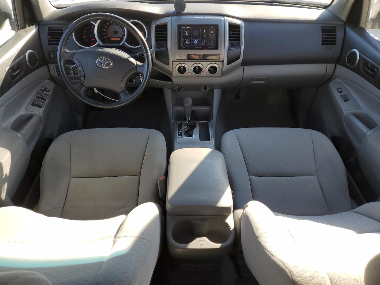 2006 Toyota Tacoma - Image 8