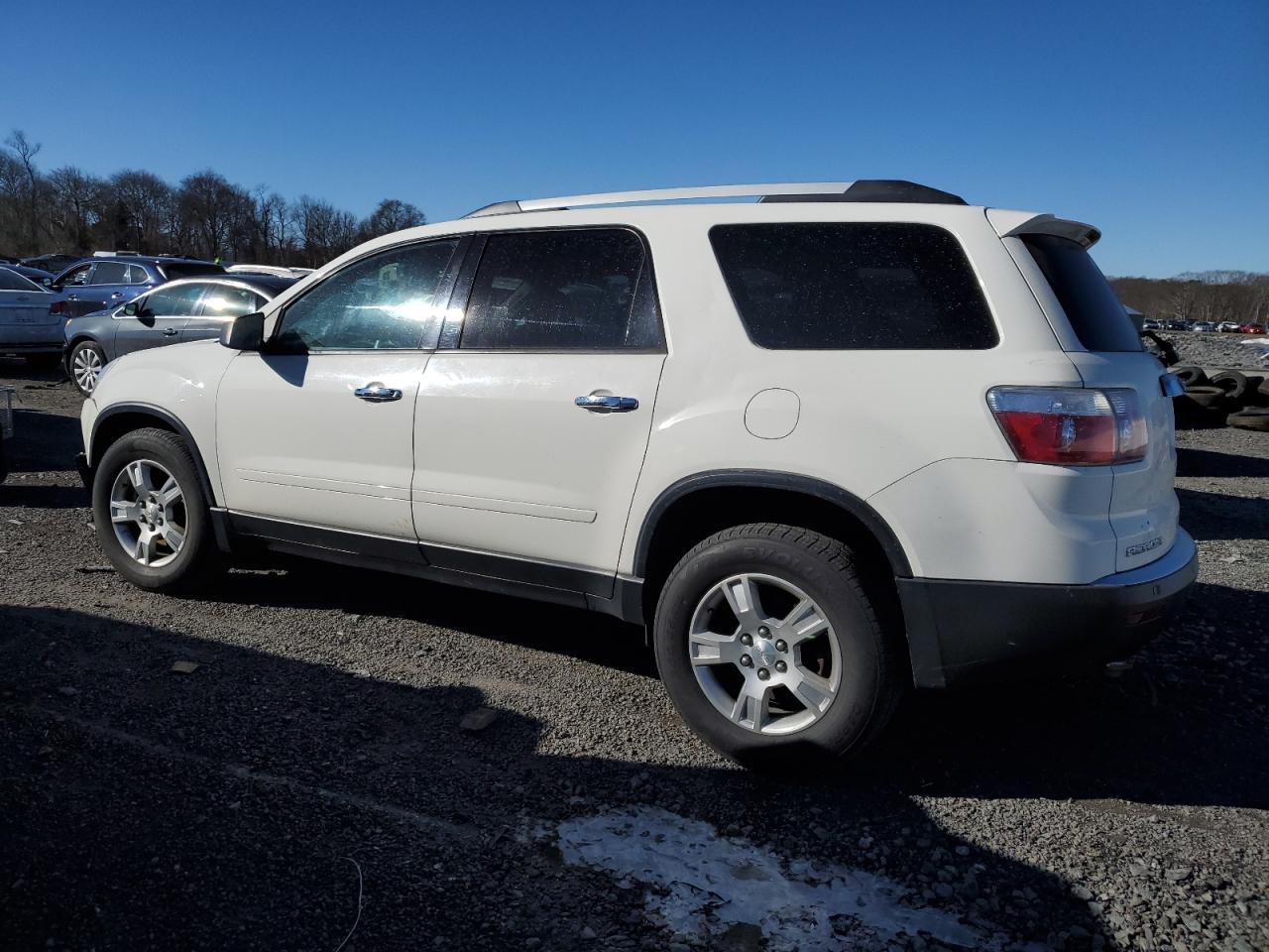 2011 GMC Acadia - Image 2