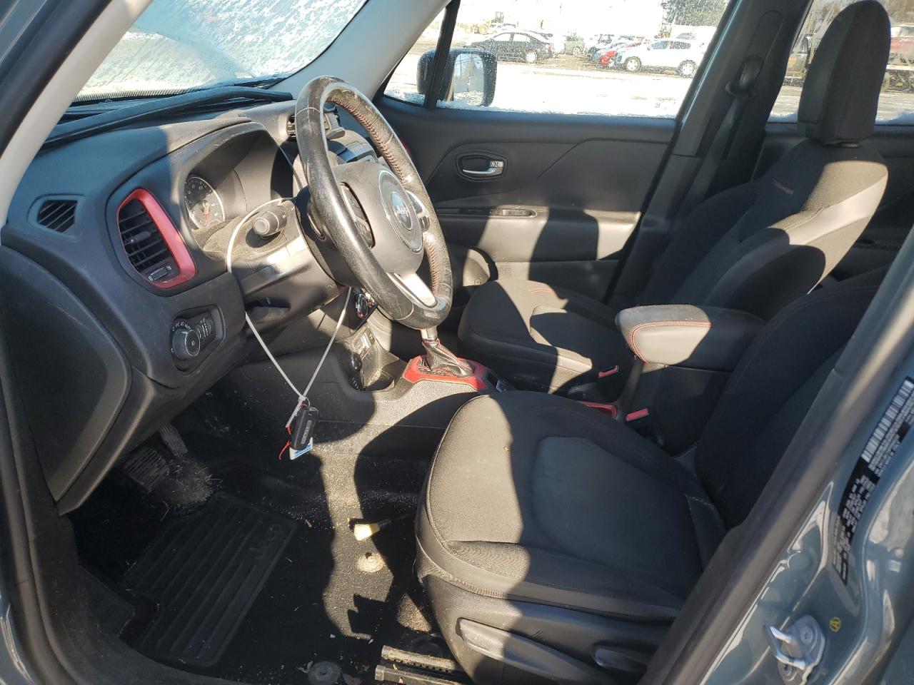 2015 Jeep Renegade - Image 7