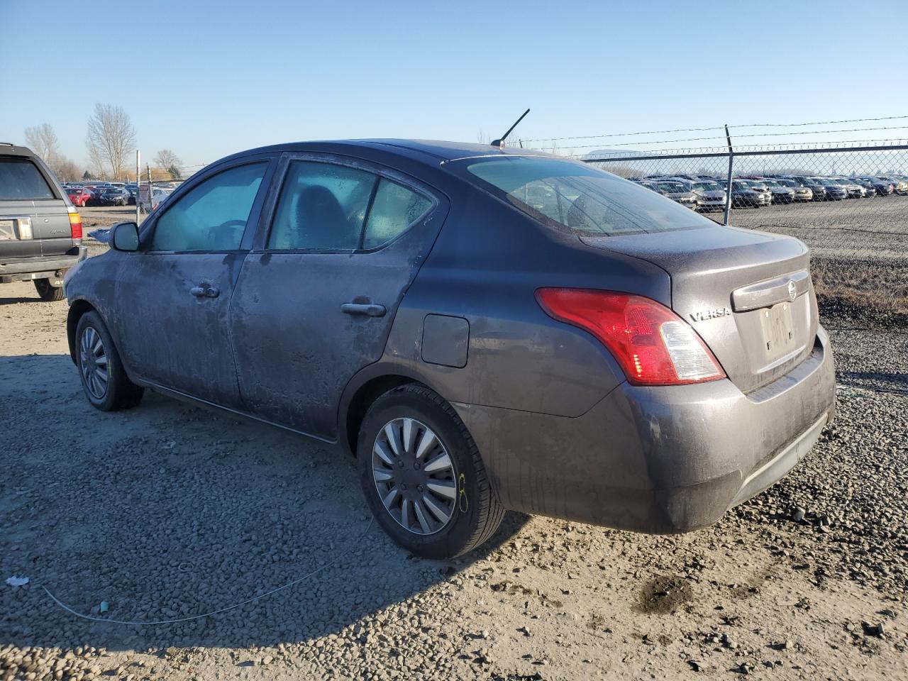 2015 Nissan Versa - Image 2