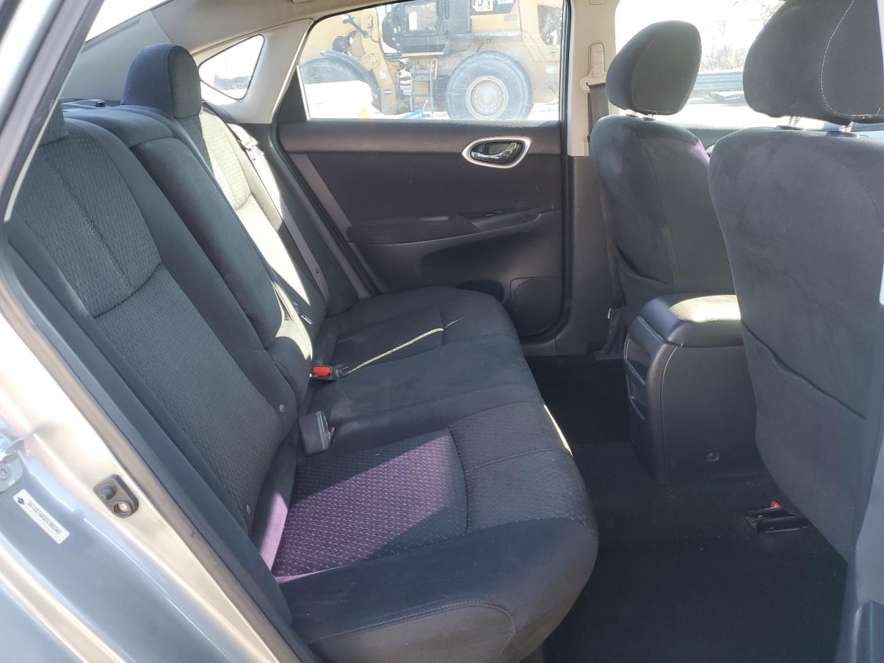 2013 Nissan Sentra - Image 11