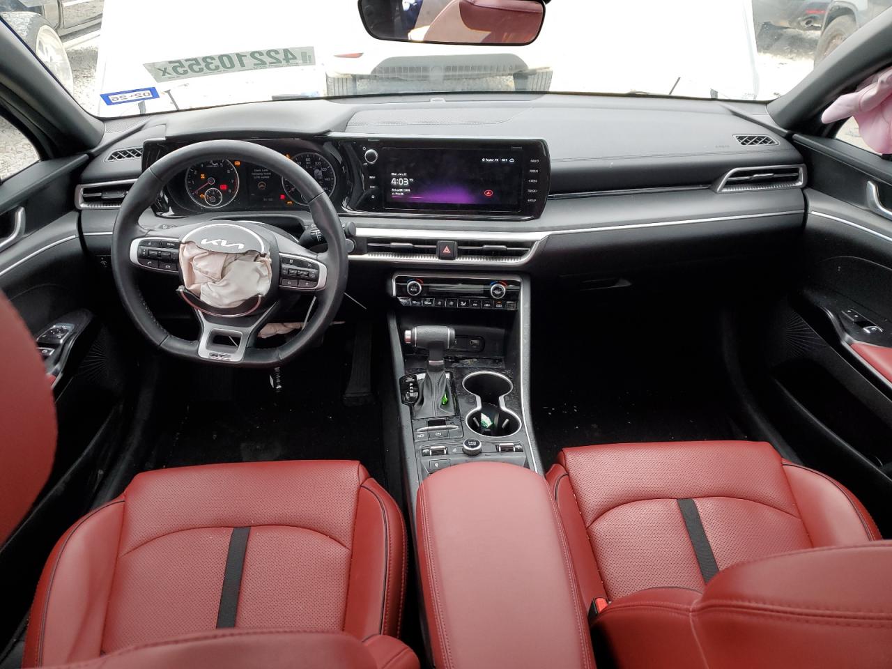 2024 Kia K5 - Image 8