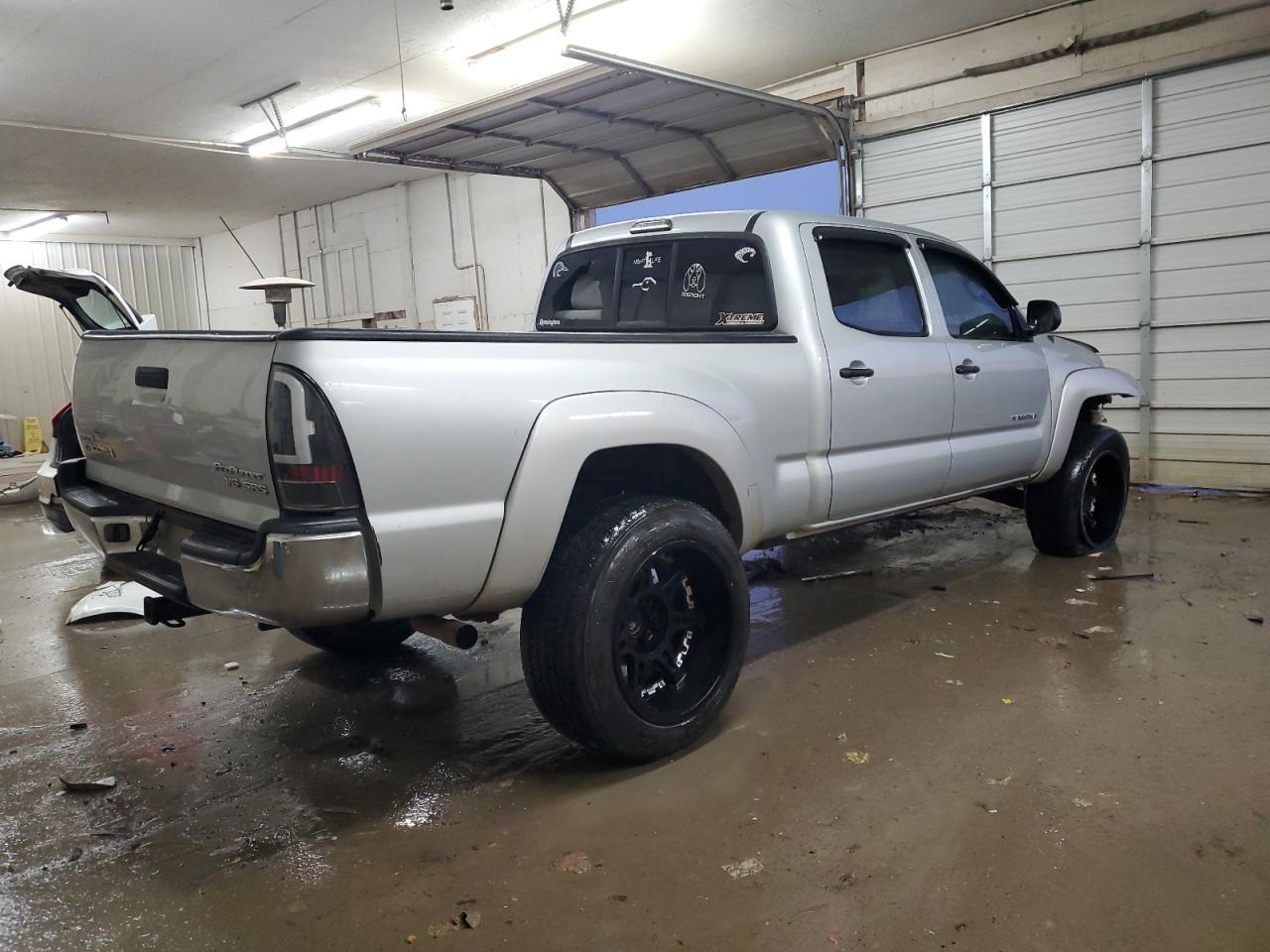 2005 Toyota Tacoma - Image 3