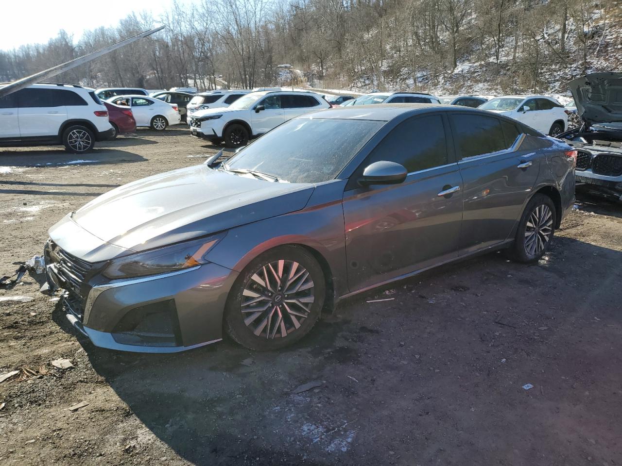 2024 Nissan Altima - Image 1