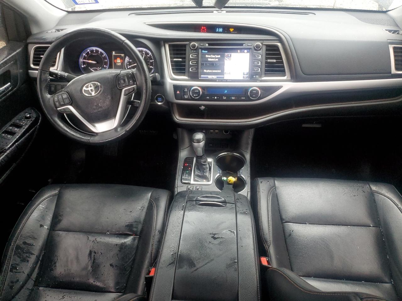 2019 Toyota Highlander - Image 8