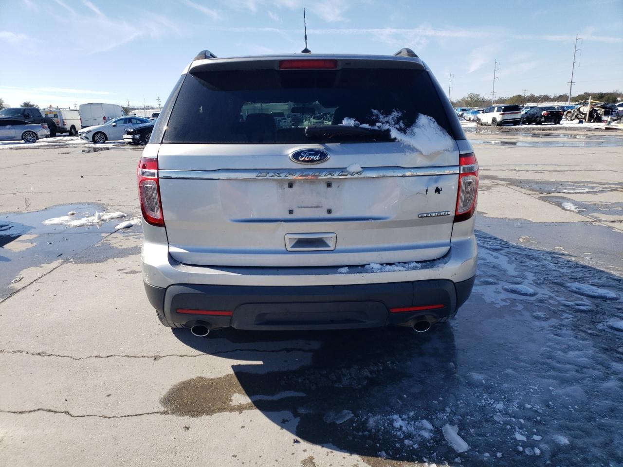 2015 Ford Explorer - Image 6