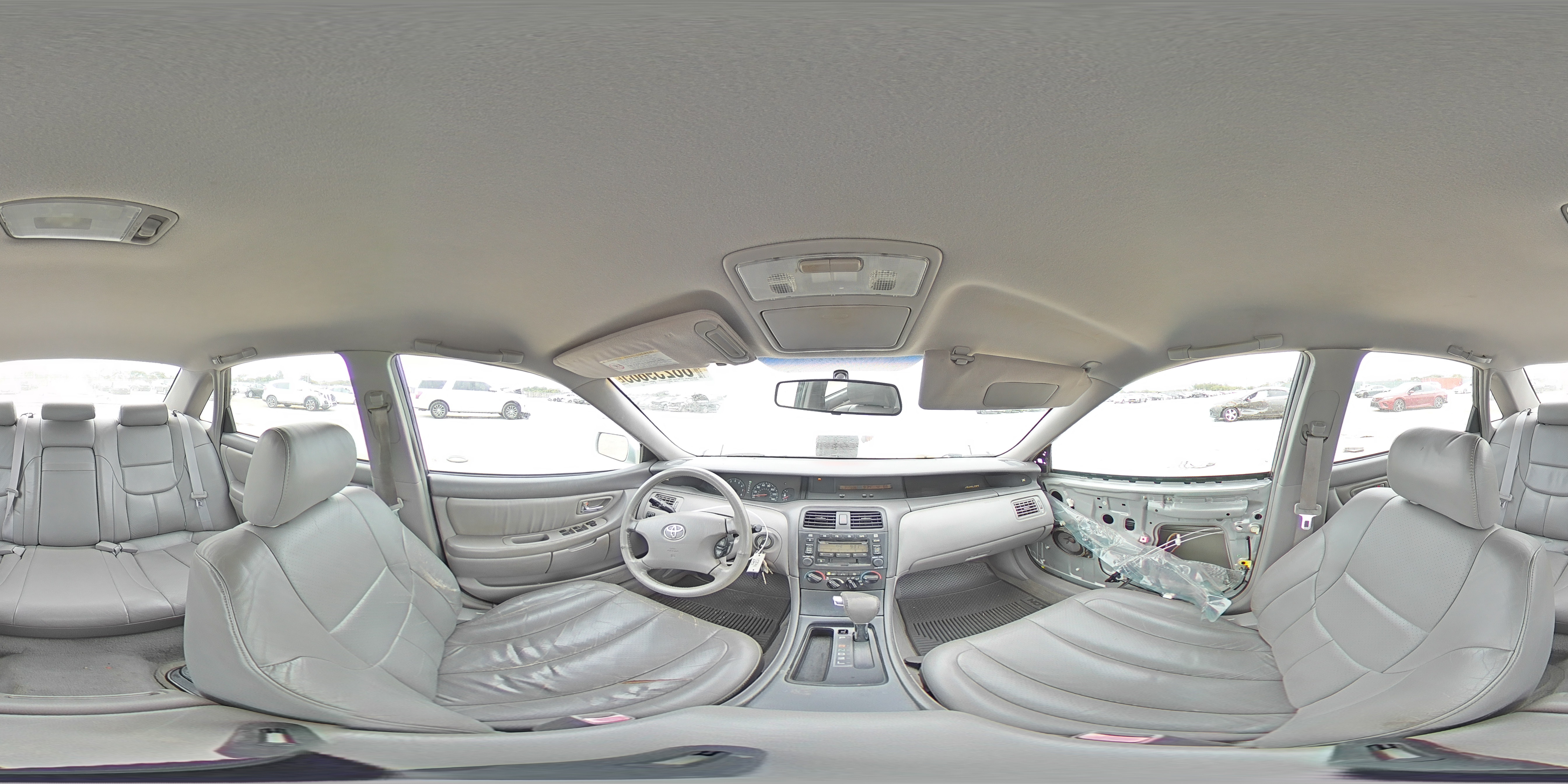 2003 Toyota Avalon - Image 13