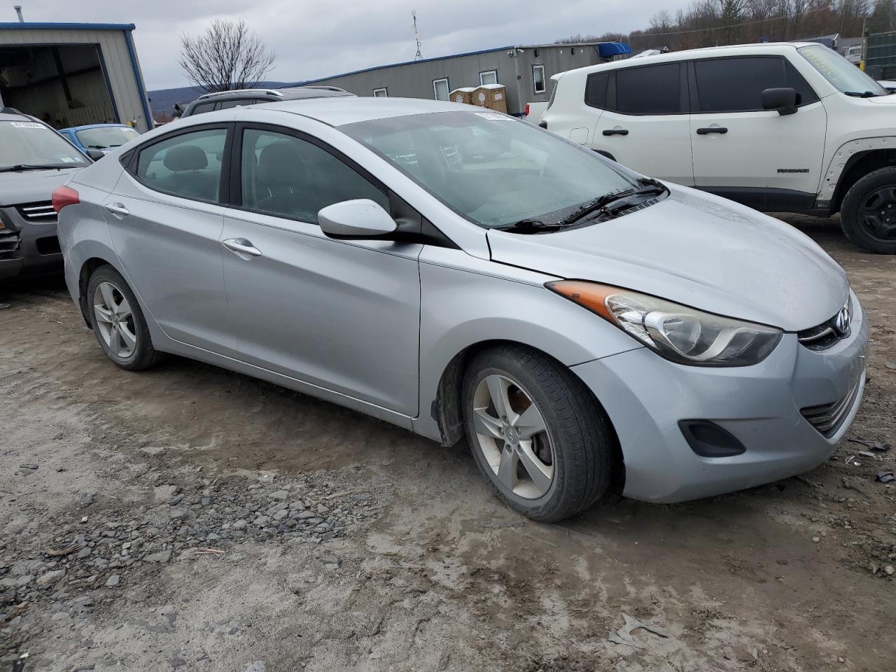 VIN 5NPDH4AE5DH307250 2013 HYUNDAI ELANTRA no.4