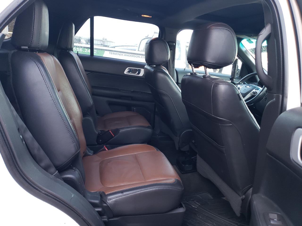 2015 Ford Explorer - Image 11
