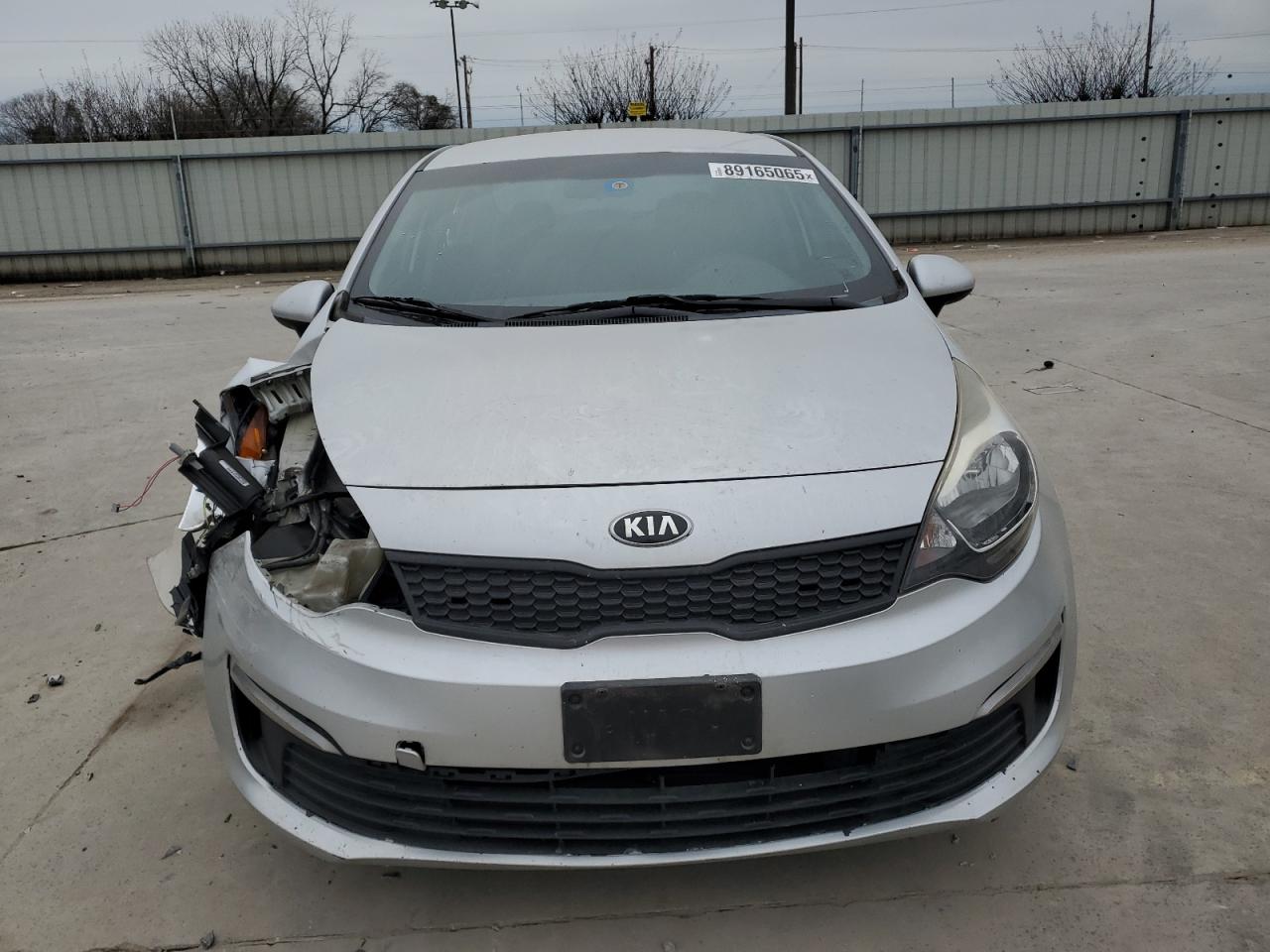 2017 Kia Rio - Image 5