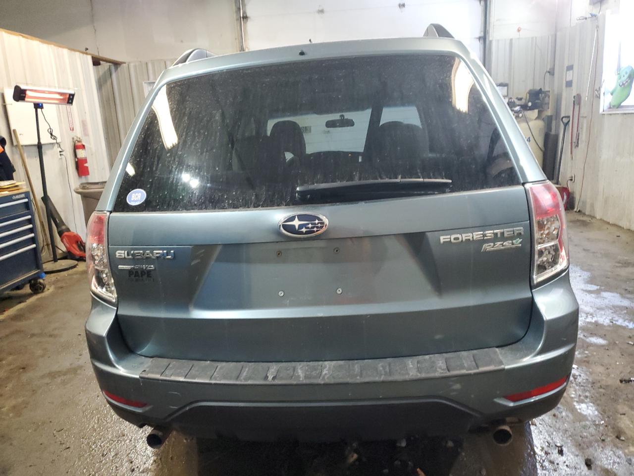 2010 Subaru Forester - Image 6
