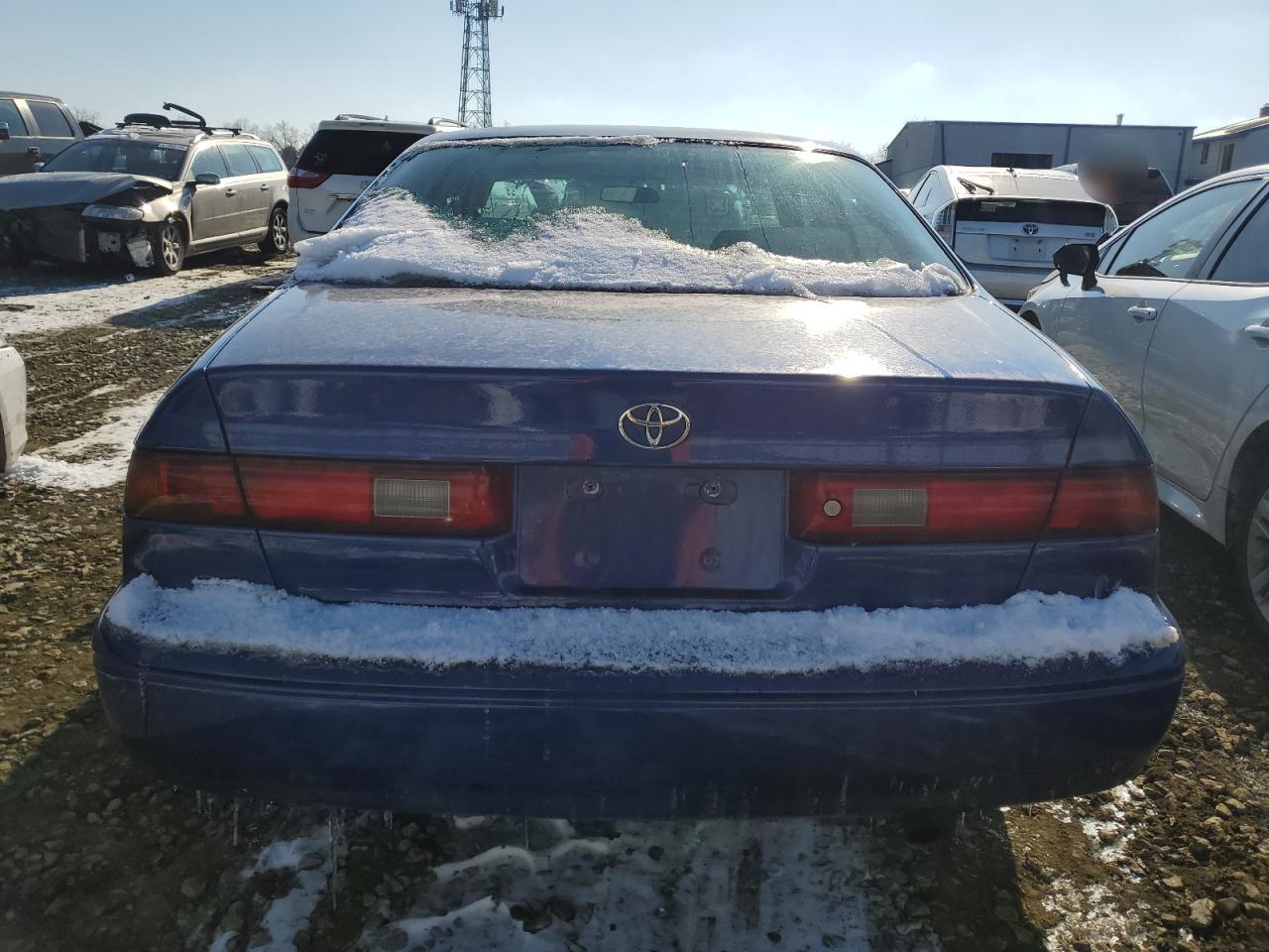 1999 Toyota Camry - Image 6