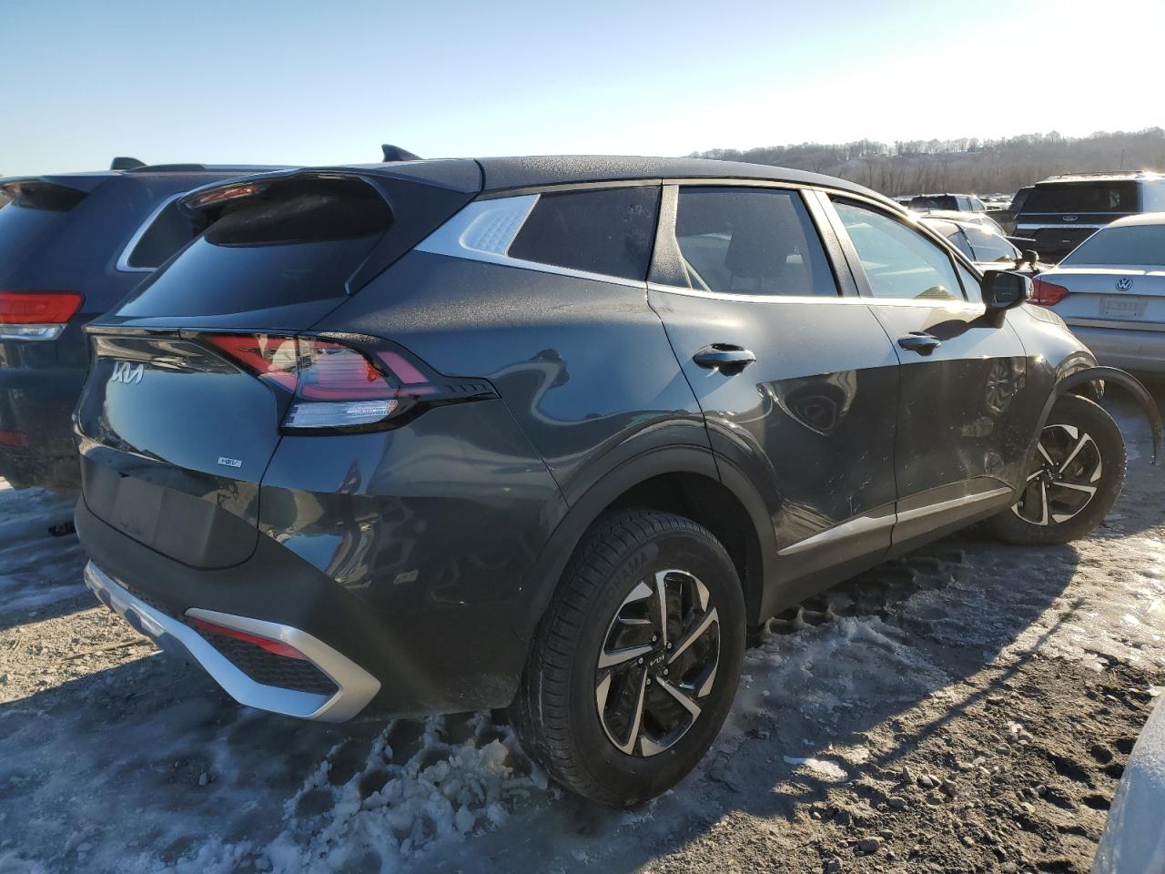 2023 Kia Sportage - Image 3