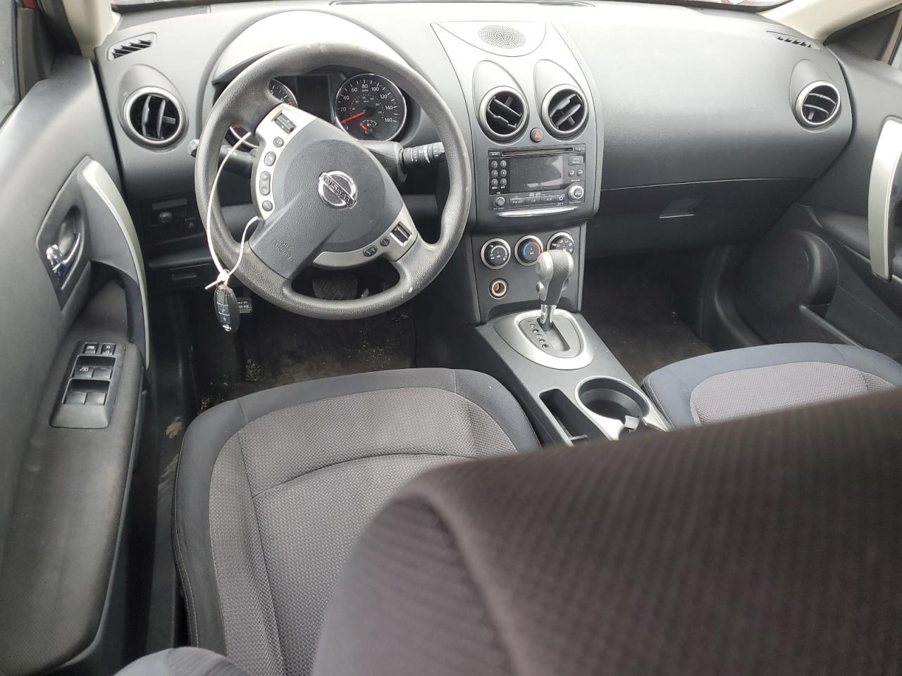 2011 Nissan Rogue - Image 8