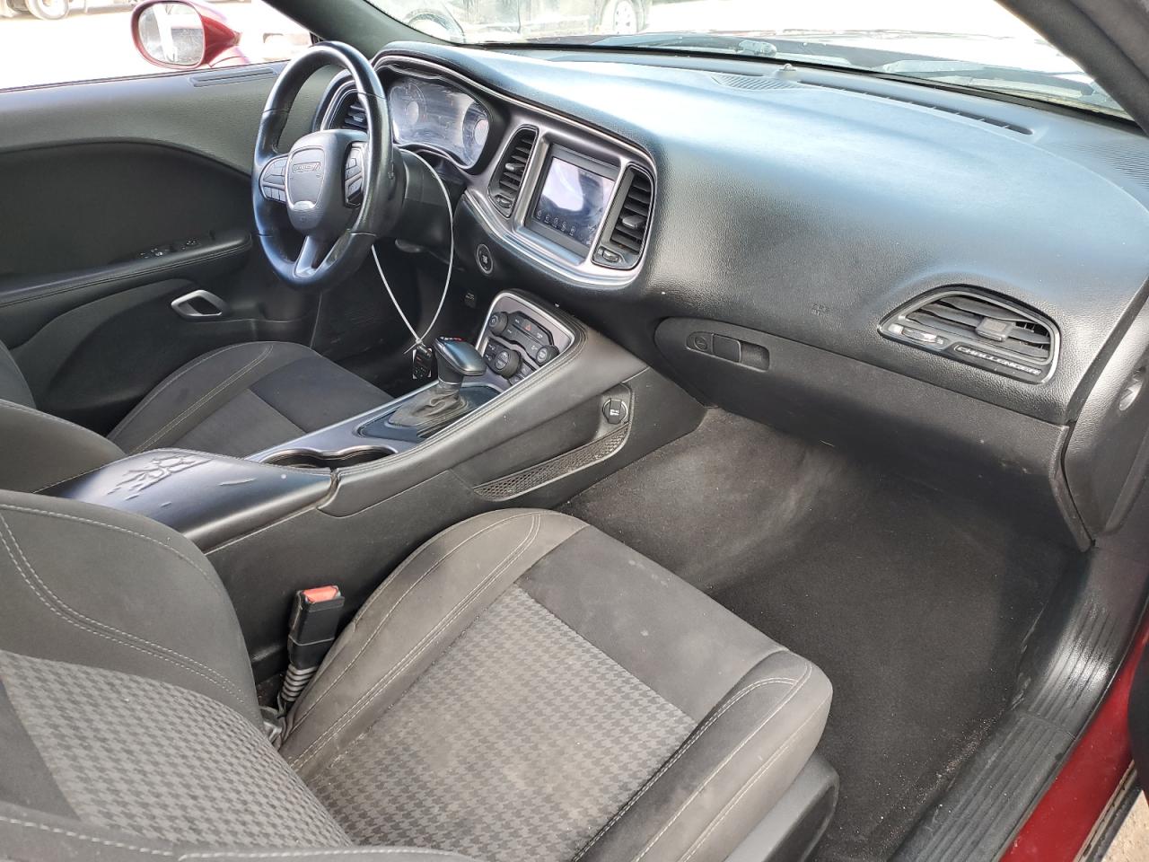 2019 Dodge Challenger - Image 8