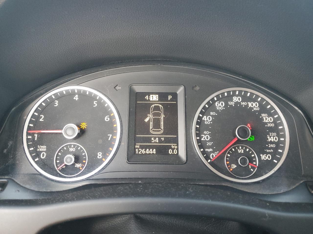 2015 Volkswagen Tiguan - Image 9