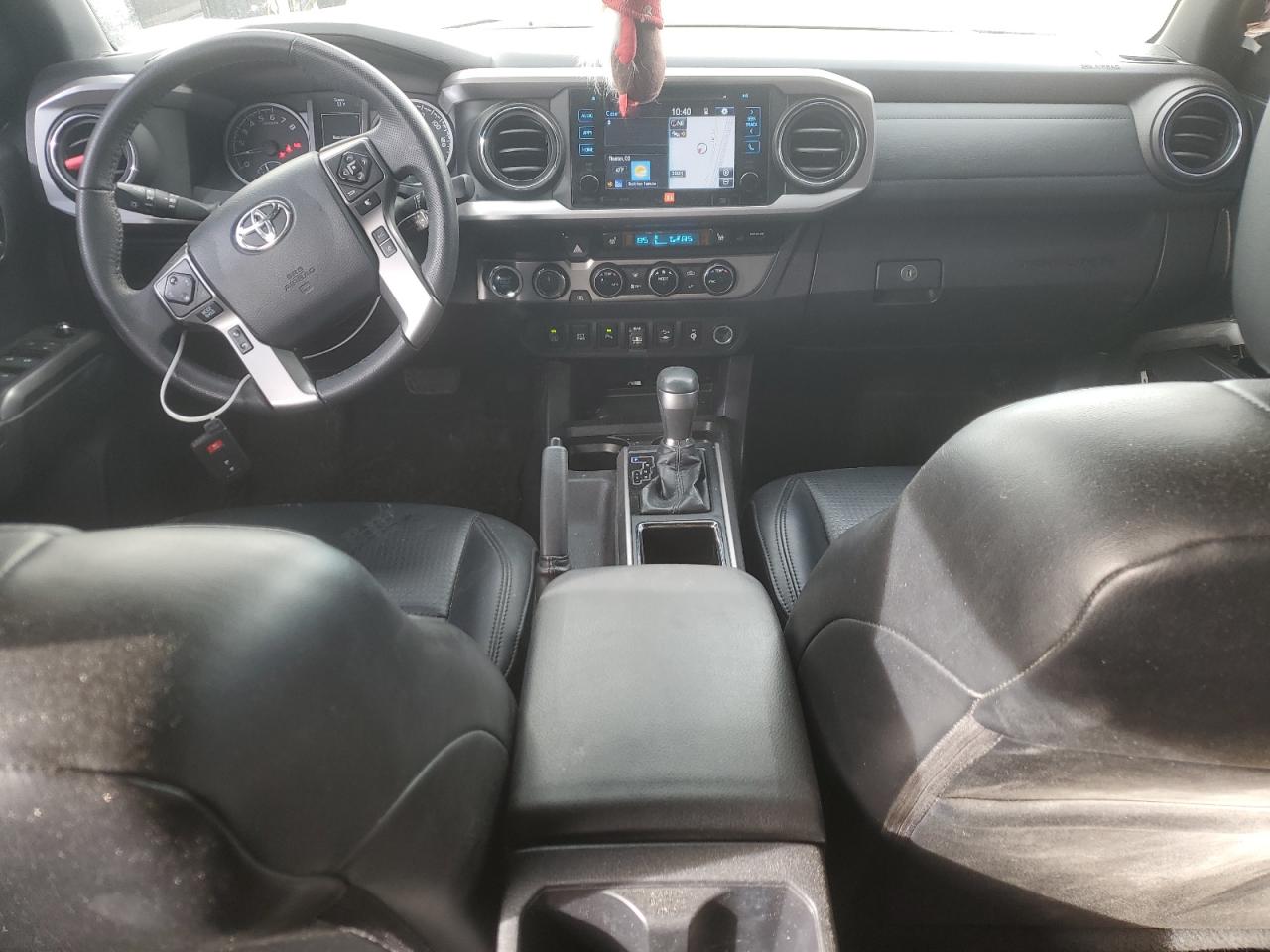 2018 Toyota Tacoma - Image 8