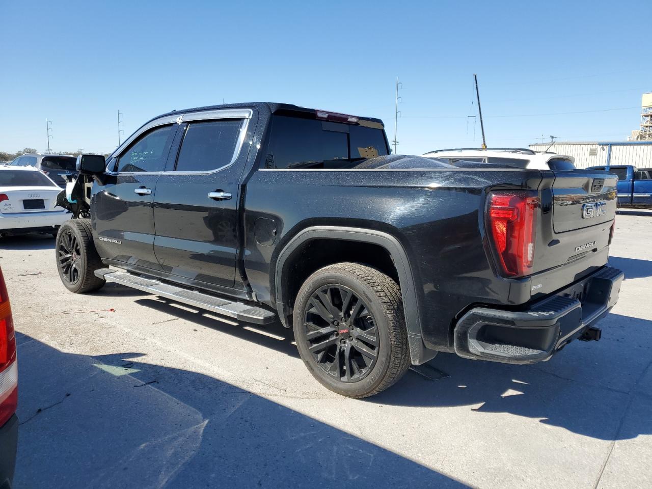 2020 GMC Sierra - Image 2
