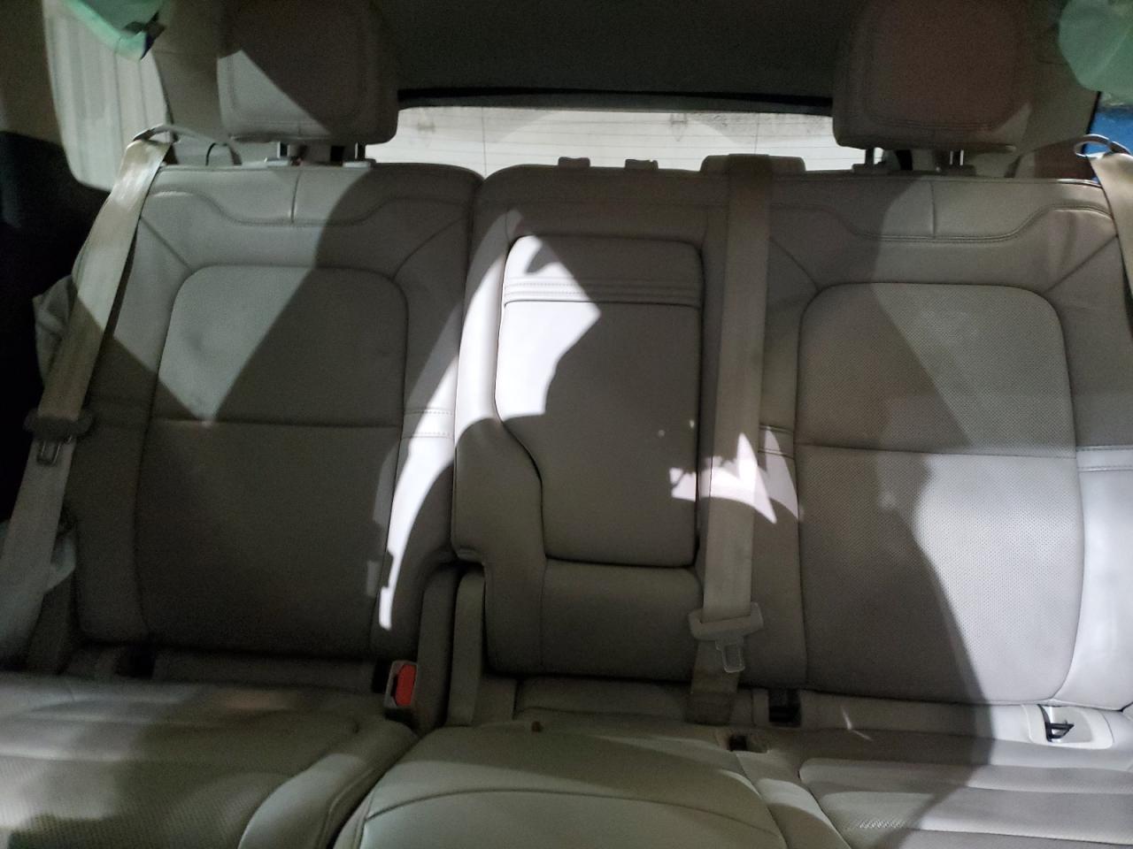 2020 Lincoln Corsair - Image 10