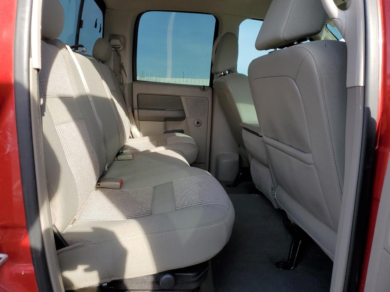 2008 Dodge RAM - Image 10